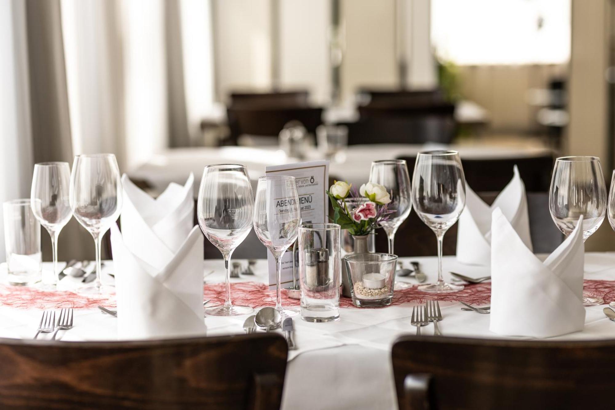 Hotel Kaiser Von Oesterreich, Historik- Und Thermalhotel 4*