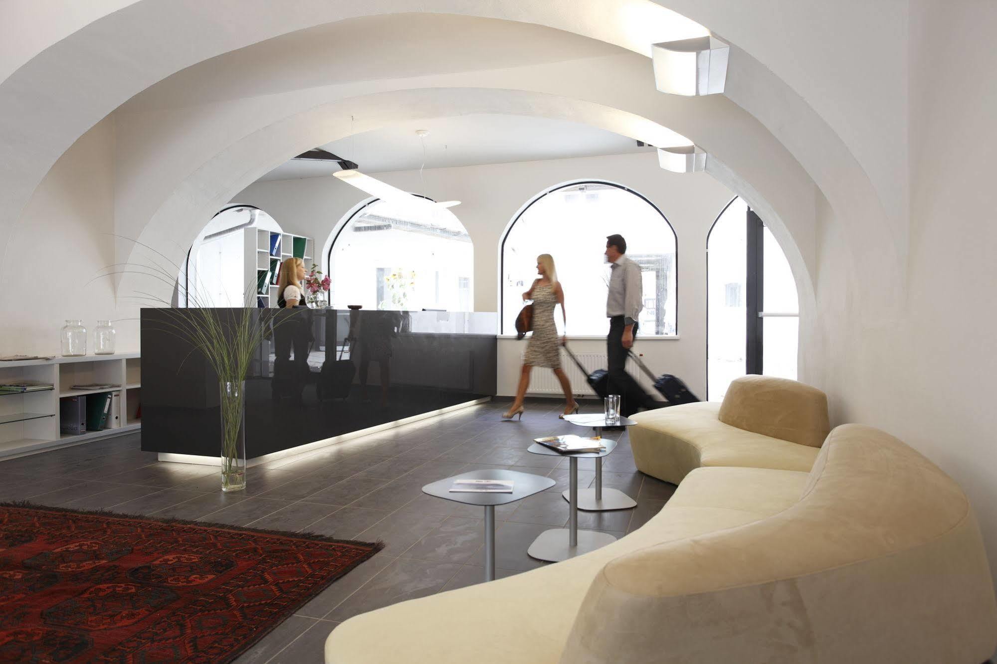 Hotel Kaiser Von Oesterreich, Historik- Und Thermalhotel